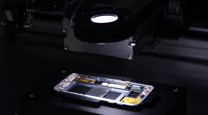 ‘Amazon Lookout for Vision’ Detects Defects in Products and Production Processes