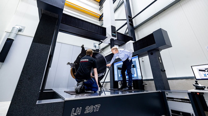 Large Precision Components Require Large Accurate Coordinate Measuring Machine