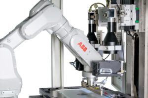 Phần Mềm Tăng Năng Suất Robot 70% Và Độ Chính Xác 50%