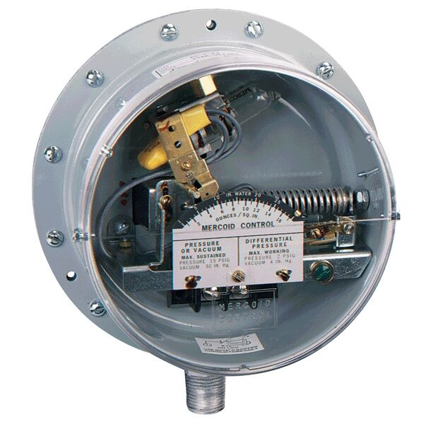 dwyer-pg-600x600_12